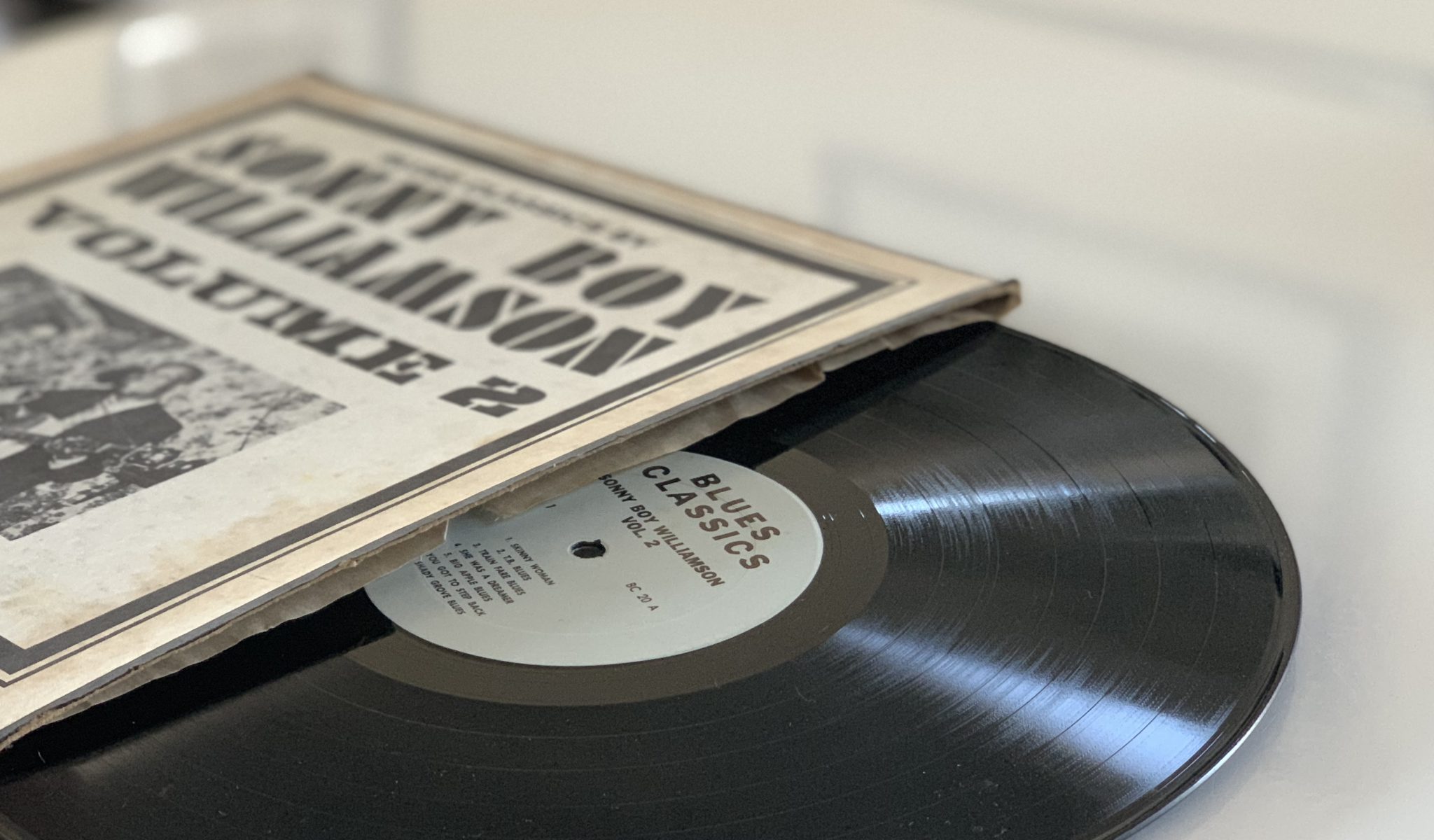 Sonny Boy and Big Bill Broonzy: original blues music on vinyl