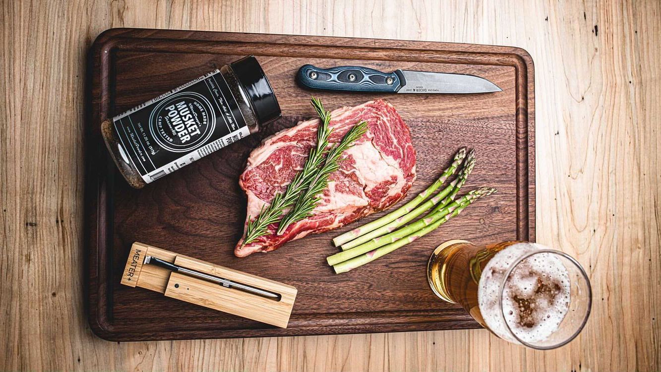 fathers day gift guide meat and beer and knives