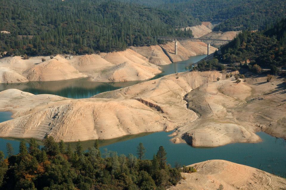 California drought drains reservoirs