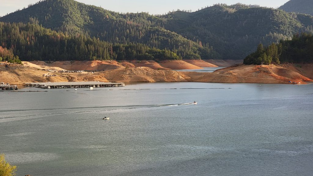 California drought emptying reservoirs