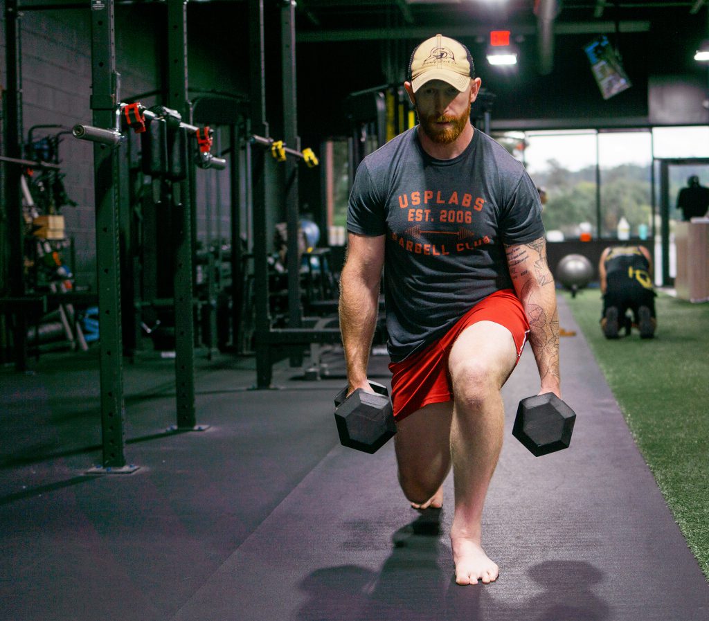 dumbbell lunge