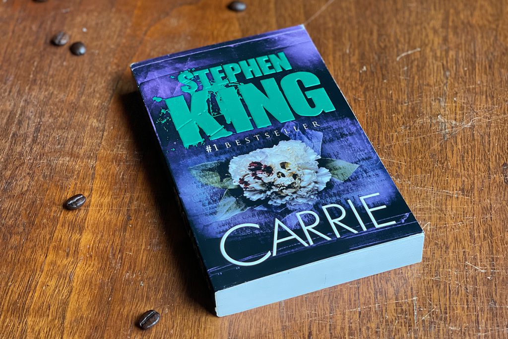 stephen king carrie paperback