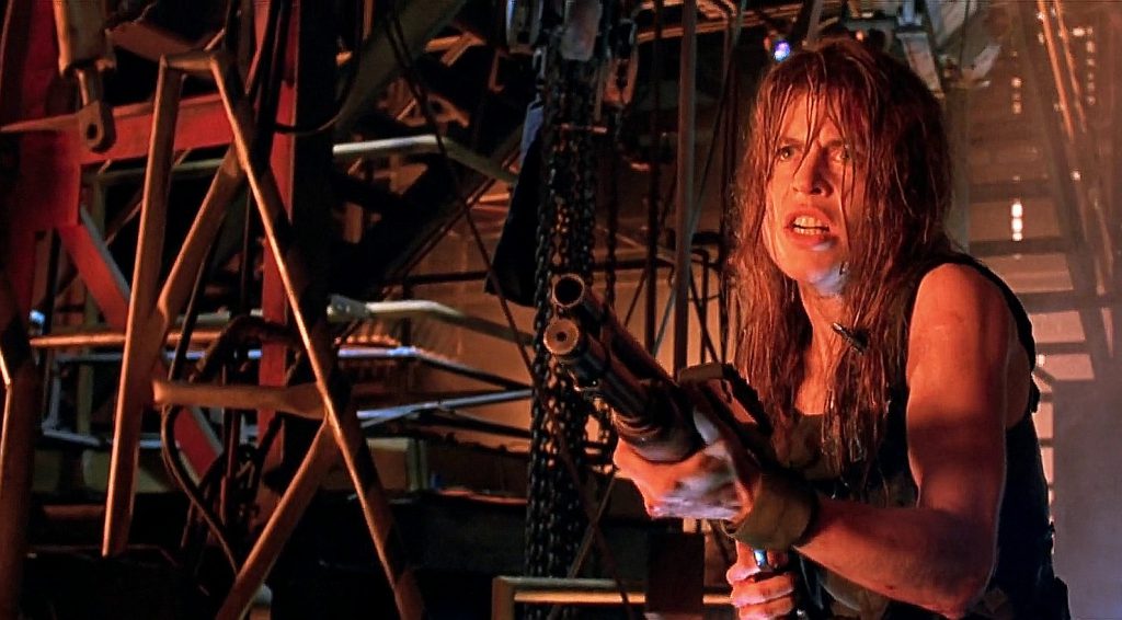 linda hamilton with remington 870 shotgun in terminator 2