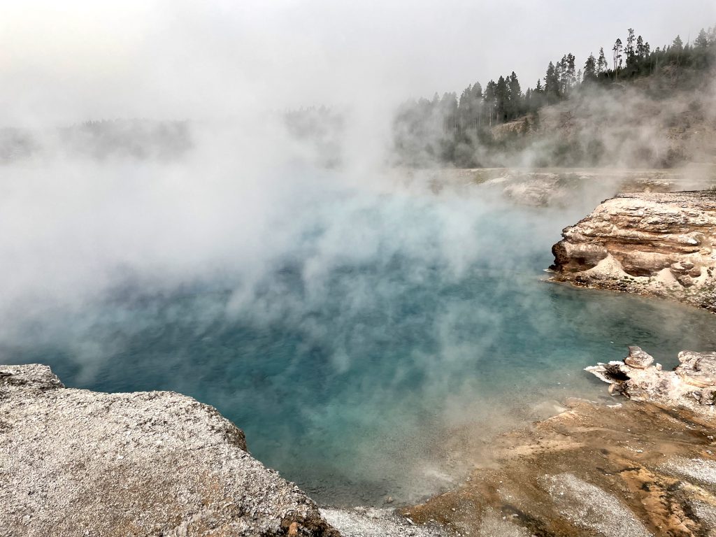 spring in yellowstone national park